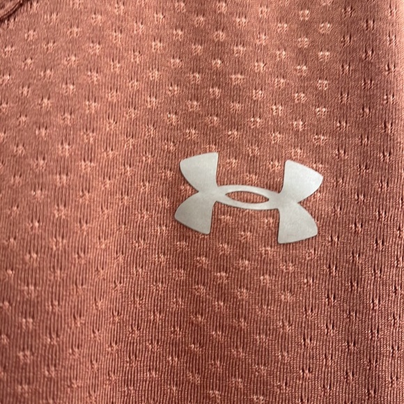NEW! Under Armour Heat Gear Tank - Picture 3 of 3